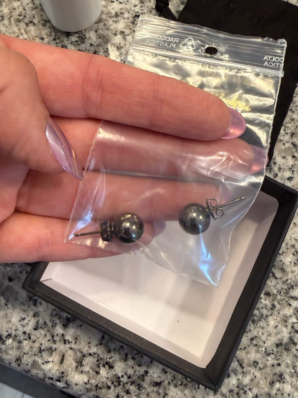 Pewter, silver and gold stud earrings - Picture 2 of 4